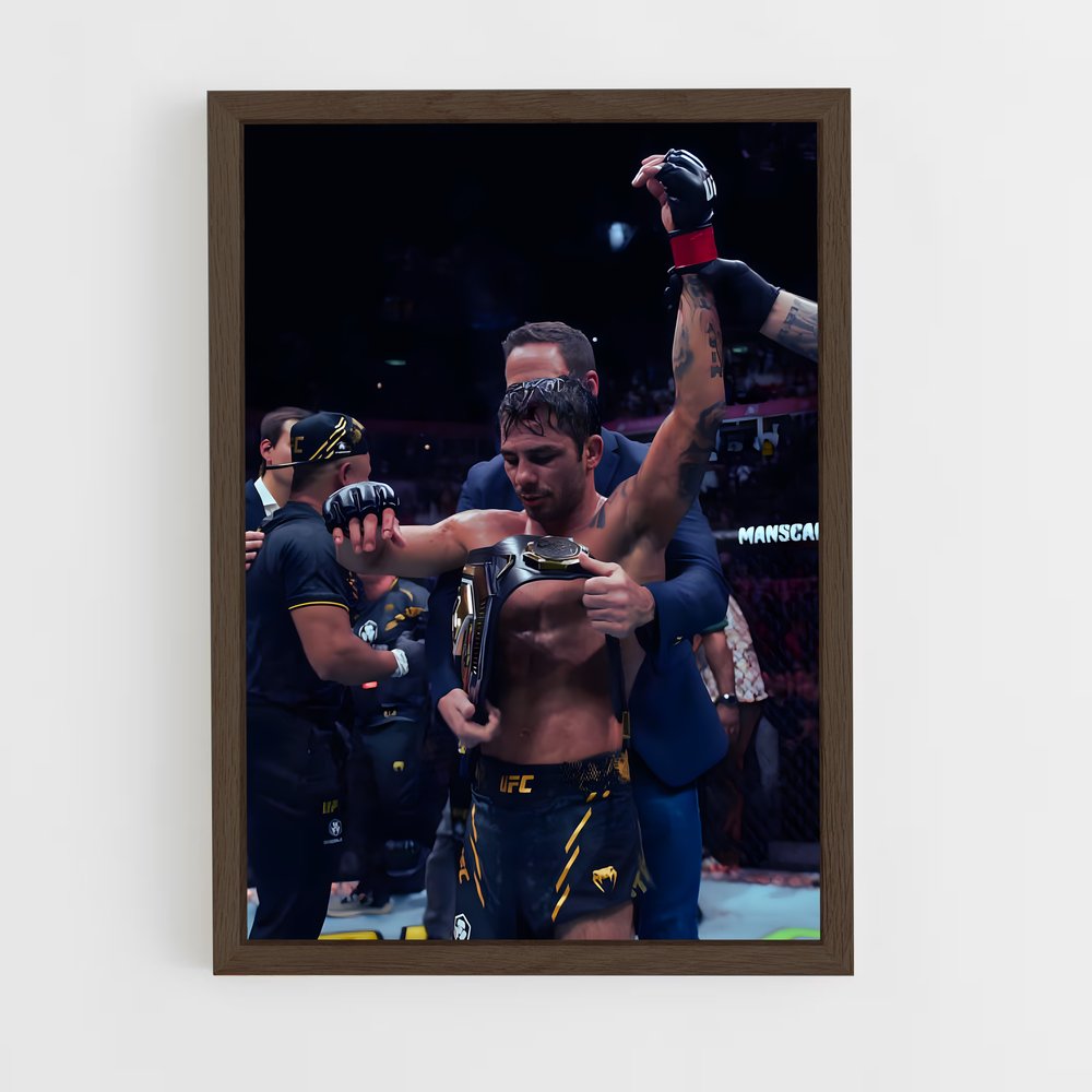 Poster L'Étreinte – affiche MMA (vue 5)